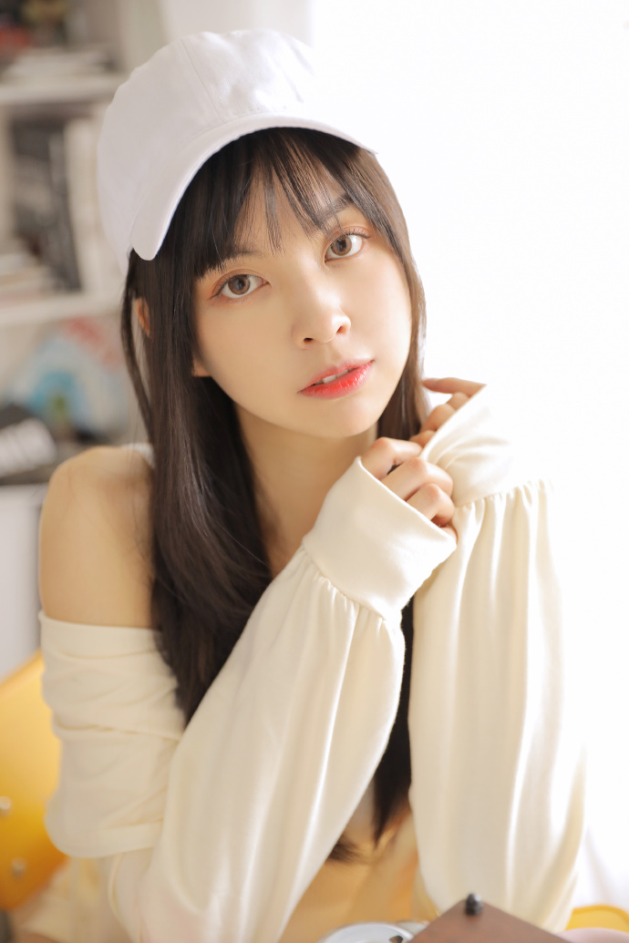 素媛 封面