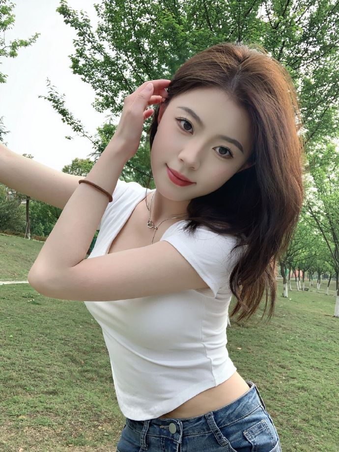 芭比 封面