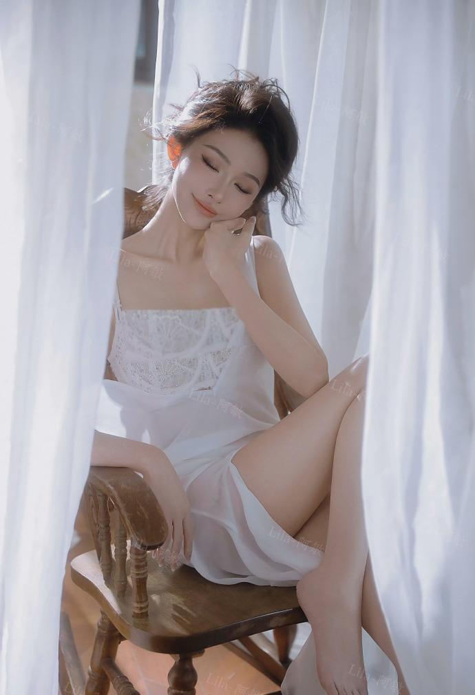 指环王：护戒使者 封面